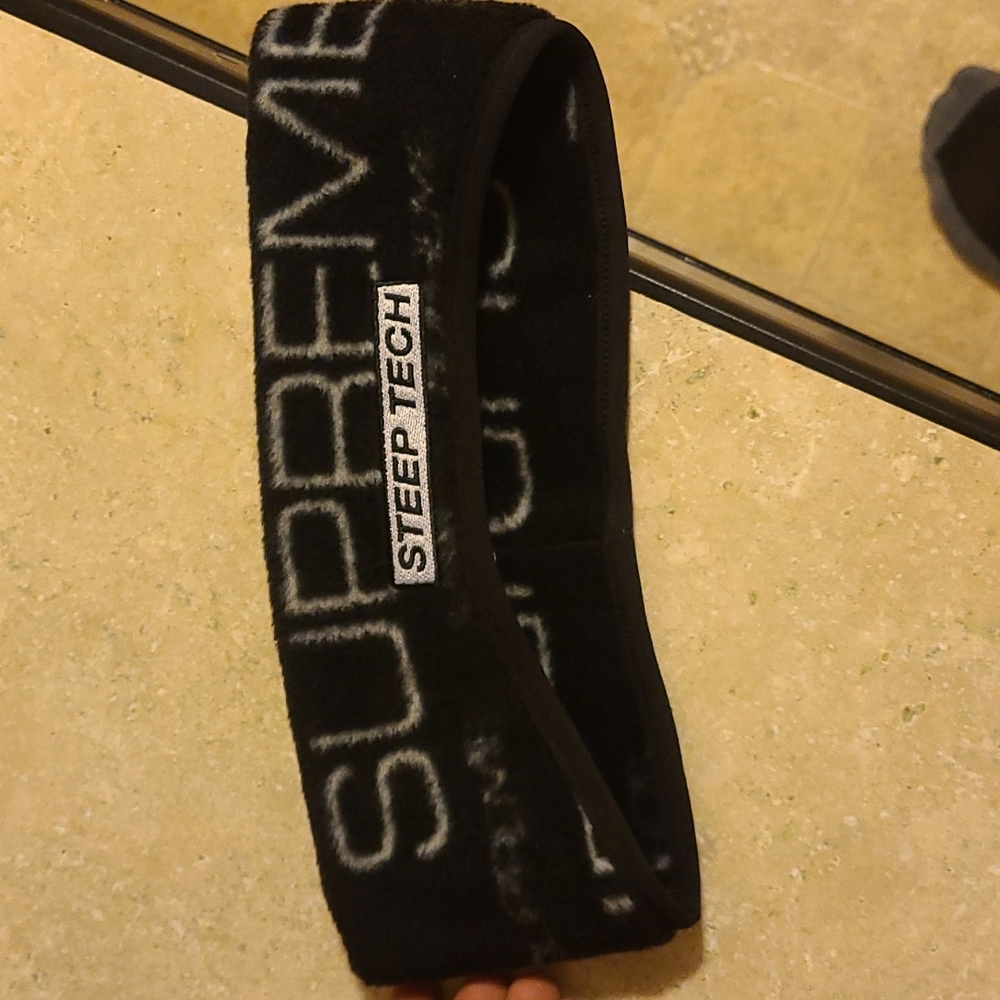Supreme x North Face ear muff